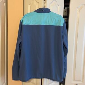 Men’s XL Vineyard Vines 3/4 zip pullover. Excellent condition! Barely worn.